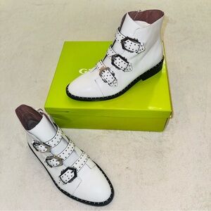 White Gianni Bini Studded Ankle Boots Sz 9